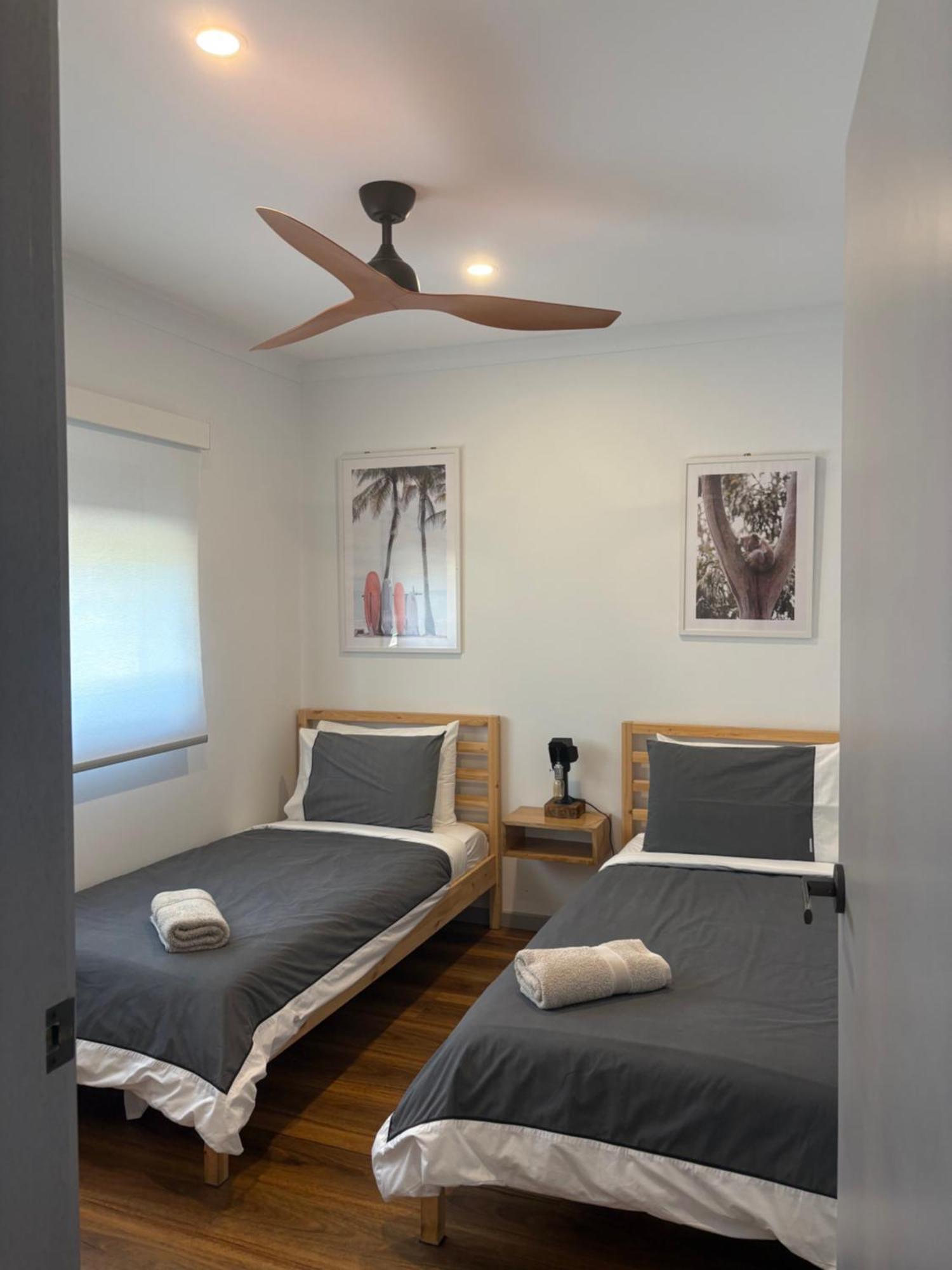 Luxury Holiday Unit 8Min Walk To Town Center With Boat Parking Mallacoota Bagian luar foto